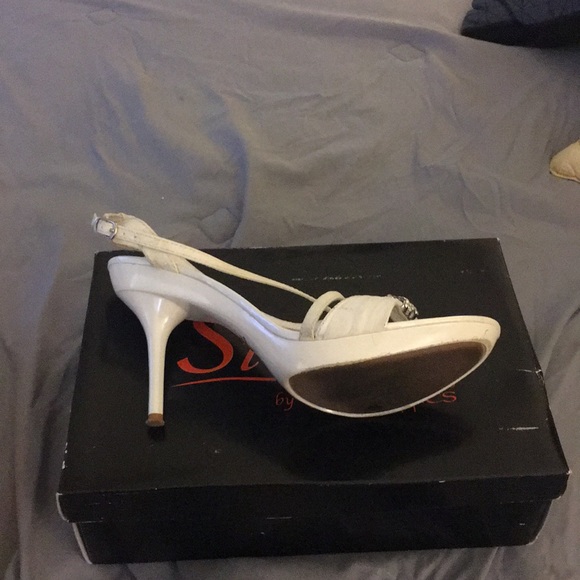 Off white high heel sandals - Picture 3 of 4